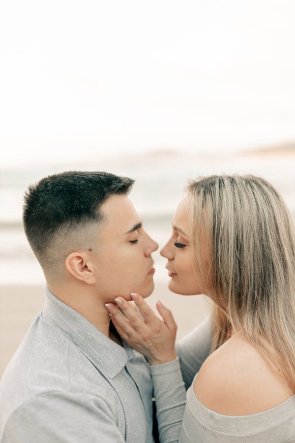 Les enjeux du dating : guide des rencontres en ligne